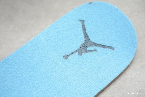 CT8532-104 3 Retro UNC Air (2020) Jordan CT8532-104 0512